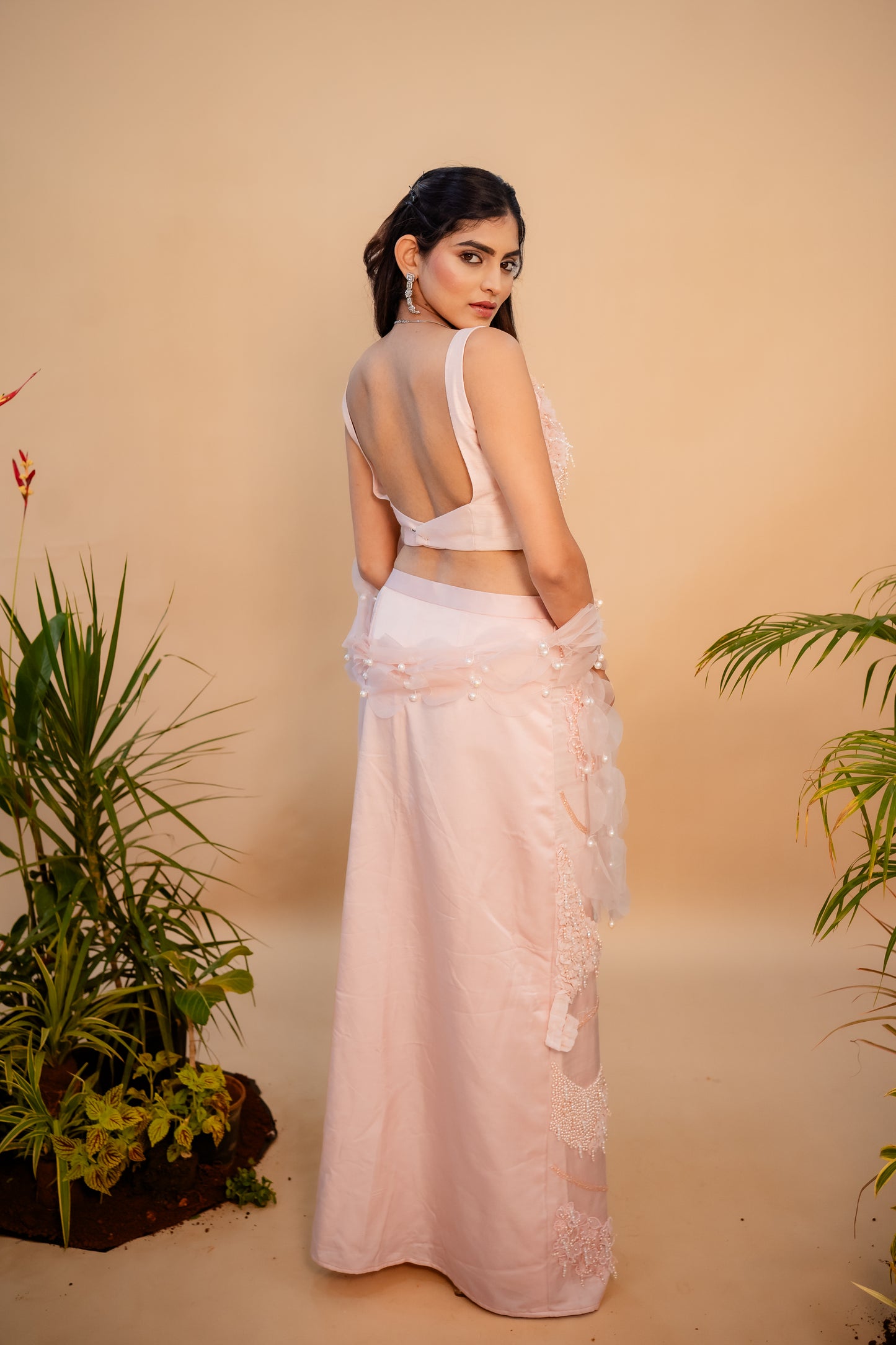 Avni Lehenga