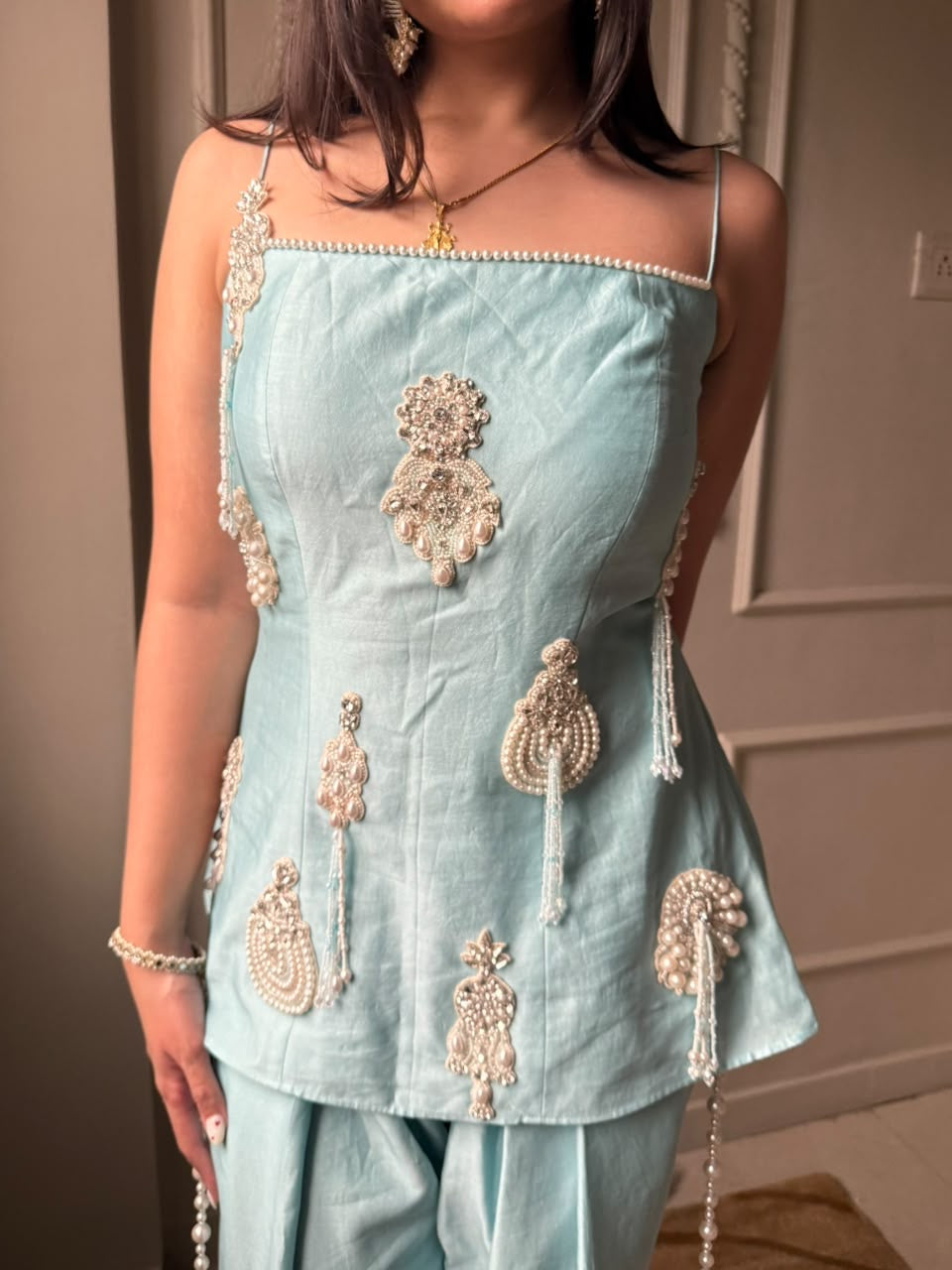 Pearl Motif Coord