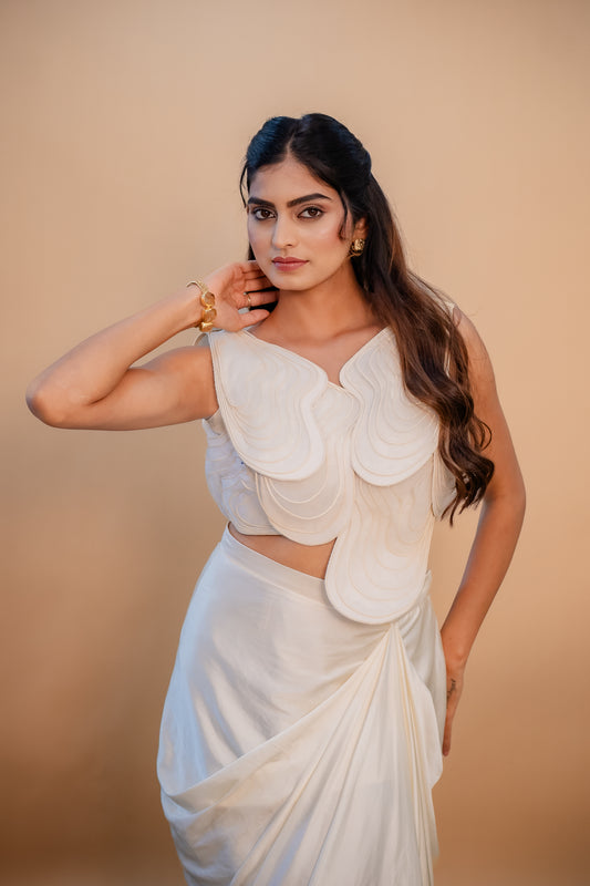 Aeris in Ivory Set